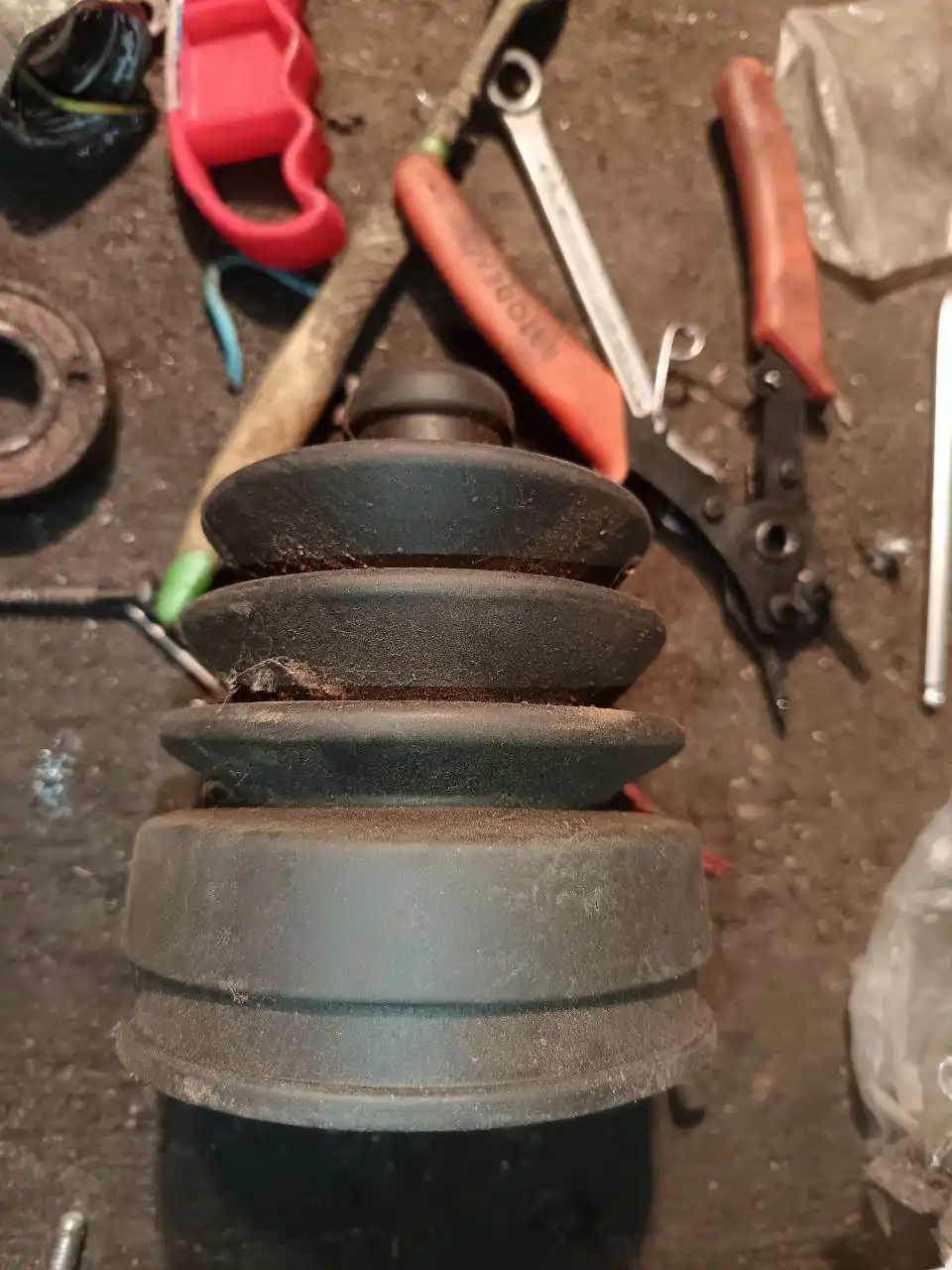 Запчасти на Honda CR-V 1998 года