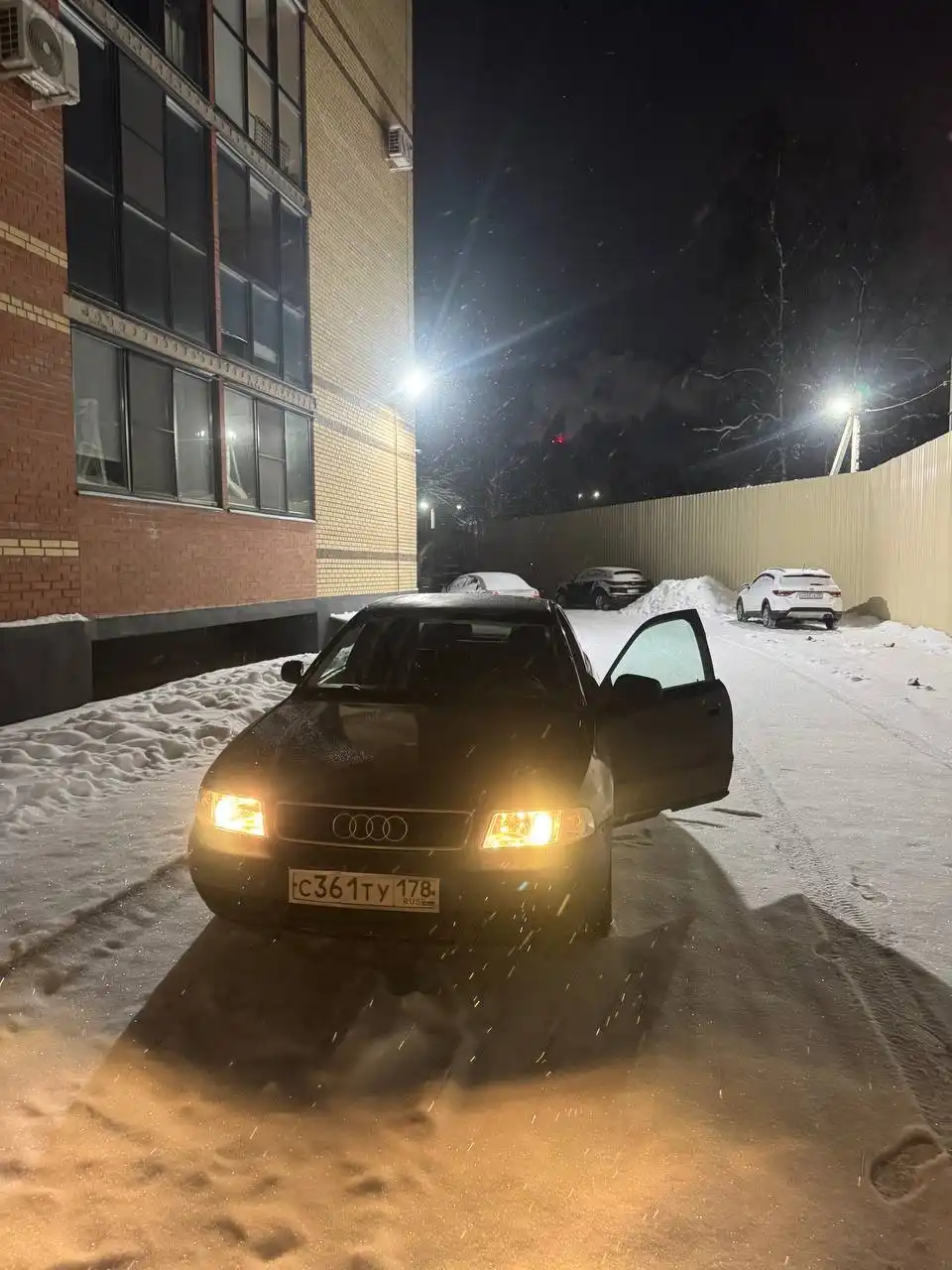 Ауди А4 1997 года в хорошем состоянии