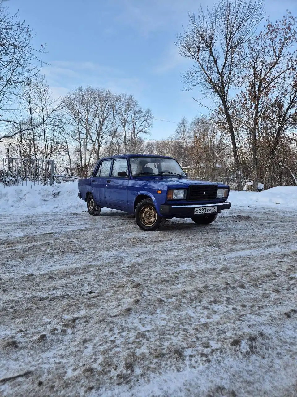 Продам автомобиль 2006 года с пробегом 80 тыс. км