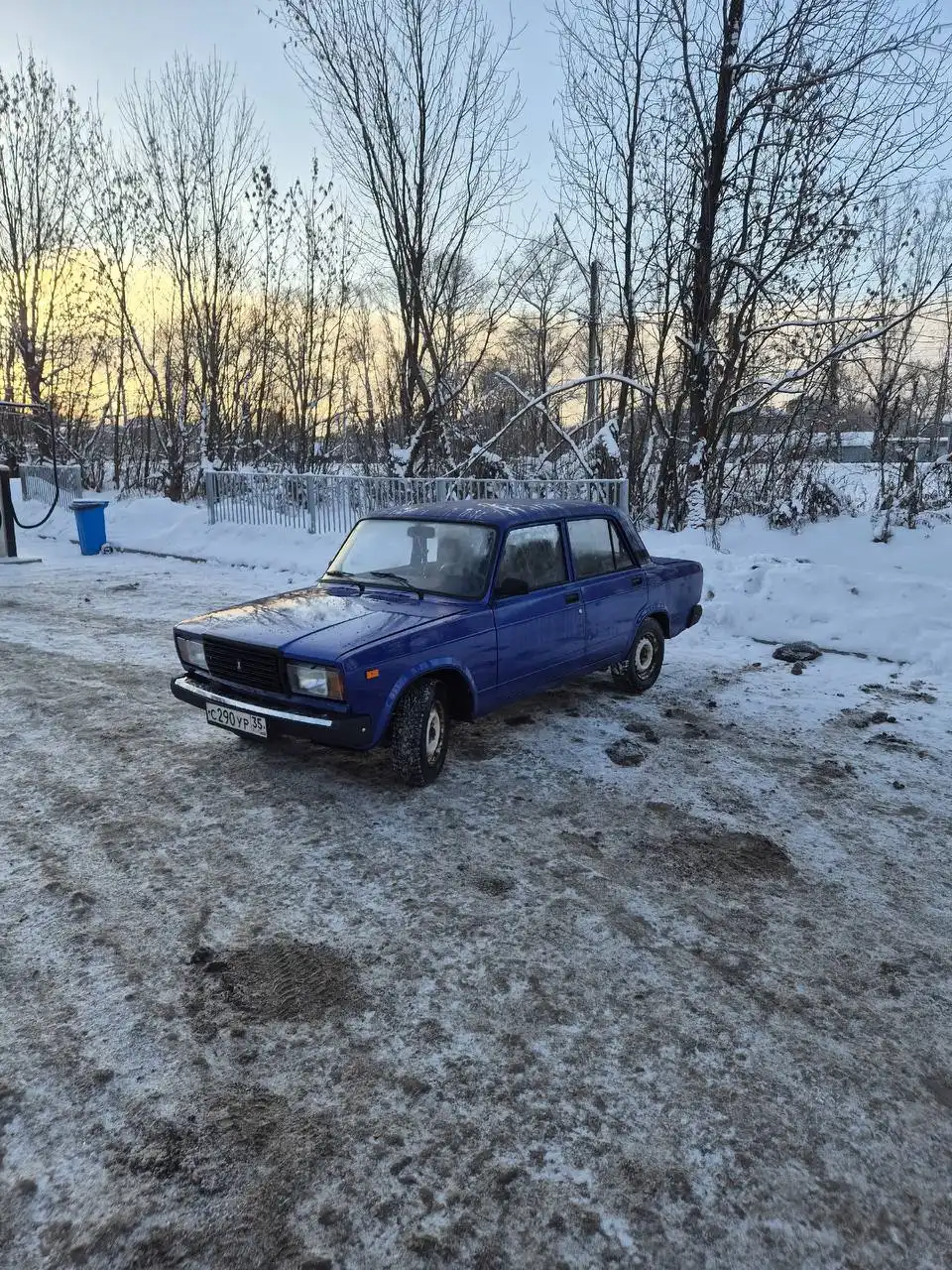 Продам автомобиль 2006 года с пробегом 80 тыс. км