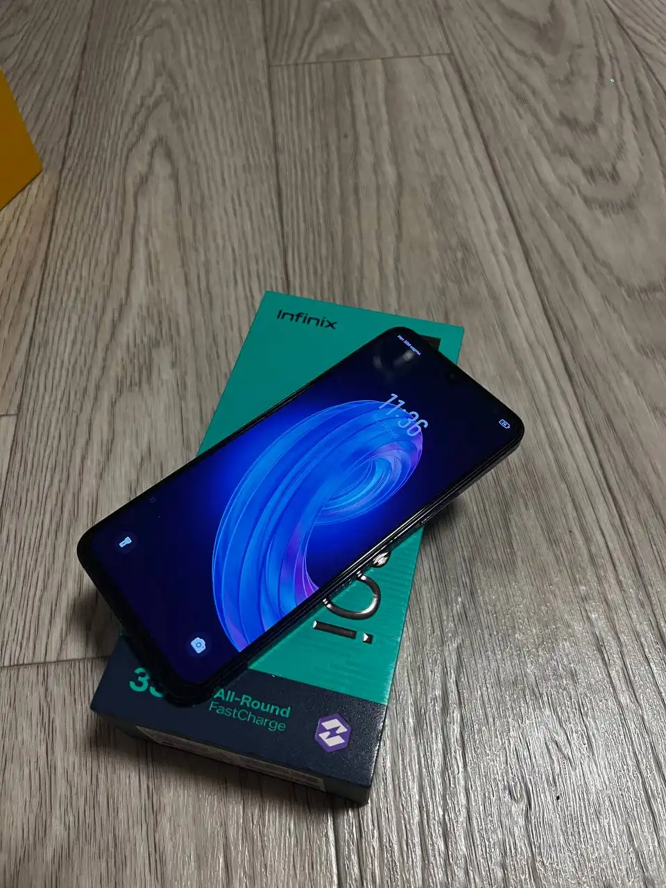 Отдам все за 10 или обмен на айфон