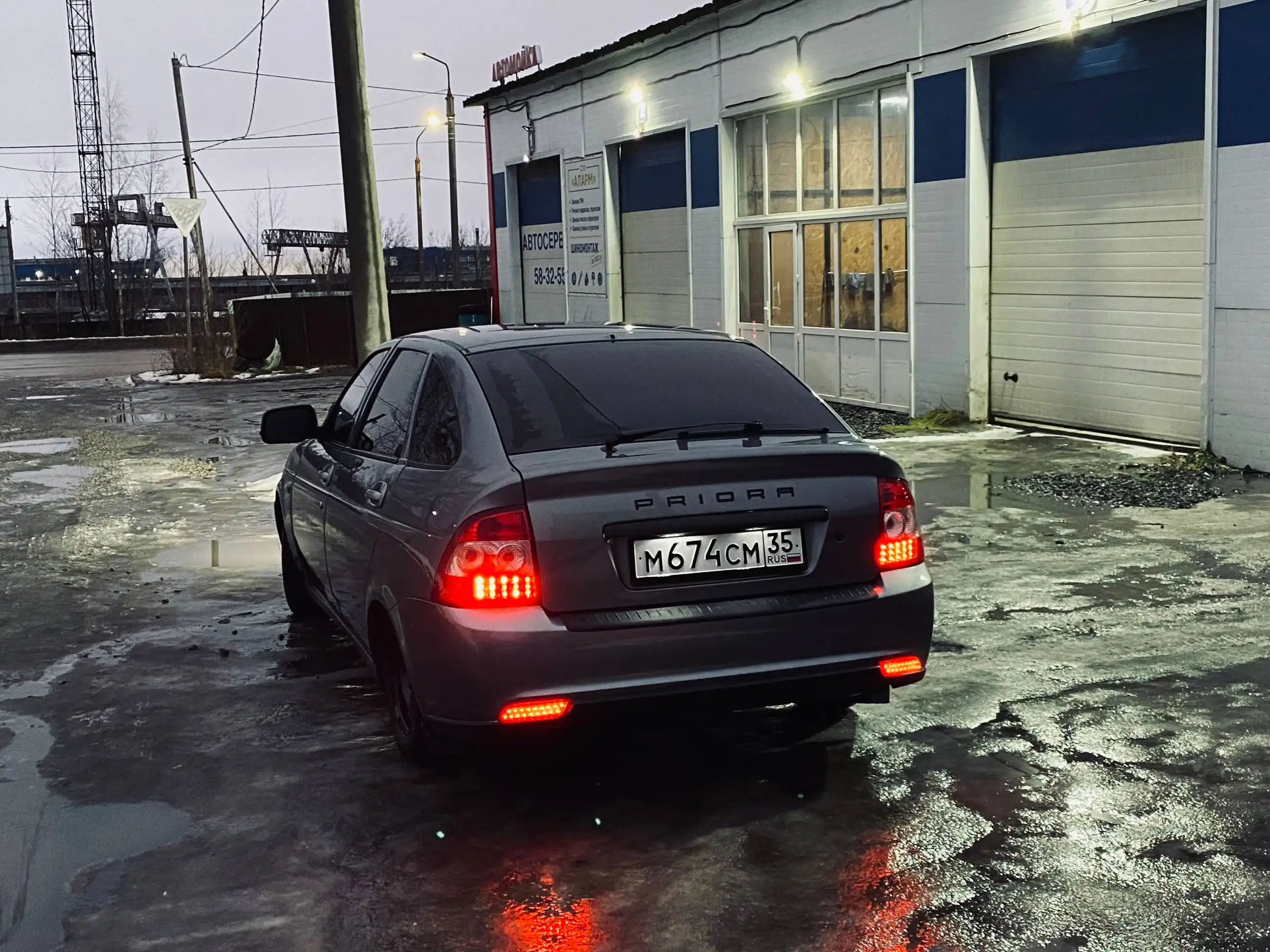 Продам Toyota Prius 2018 года - Легковые автомобили (Авто) в Вологда