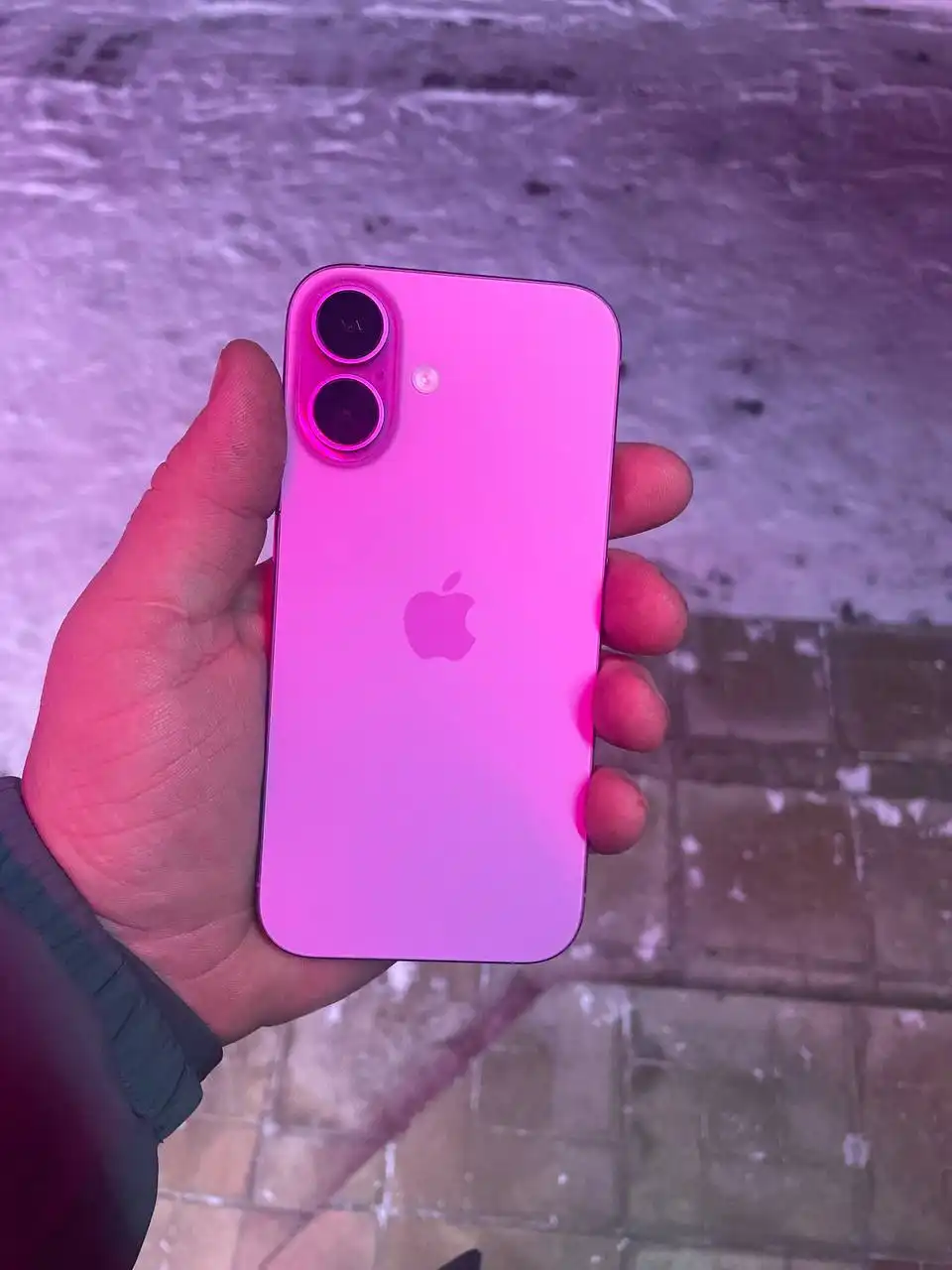 Обмен iPhone 16 128 ГБ на автомобиль - Барахолка в Вологда