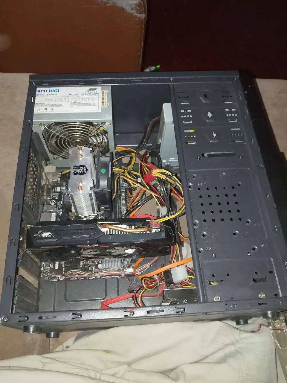 Отдам монитор 11к - Барахолка в Вологда