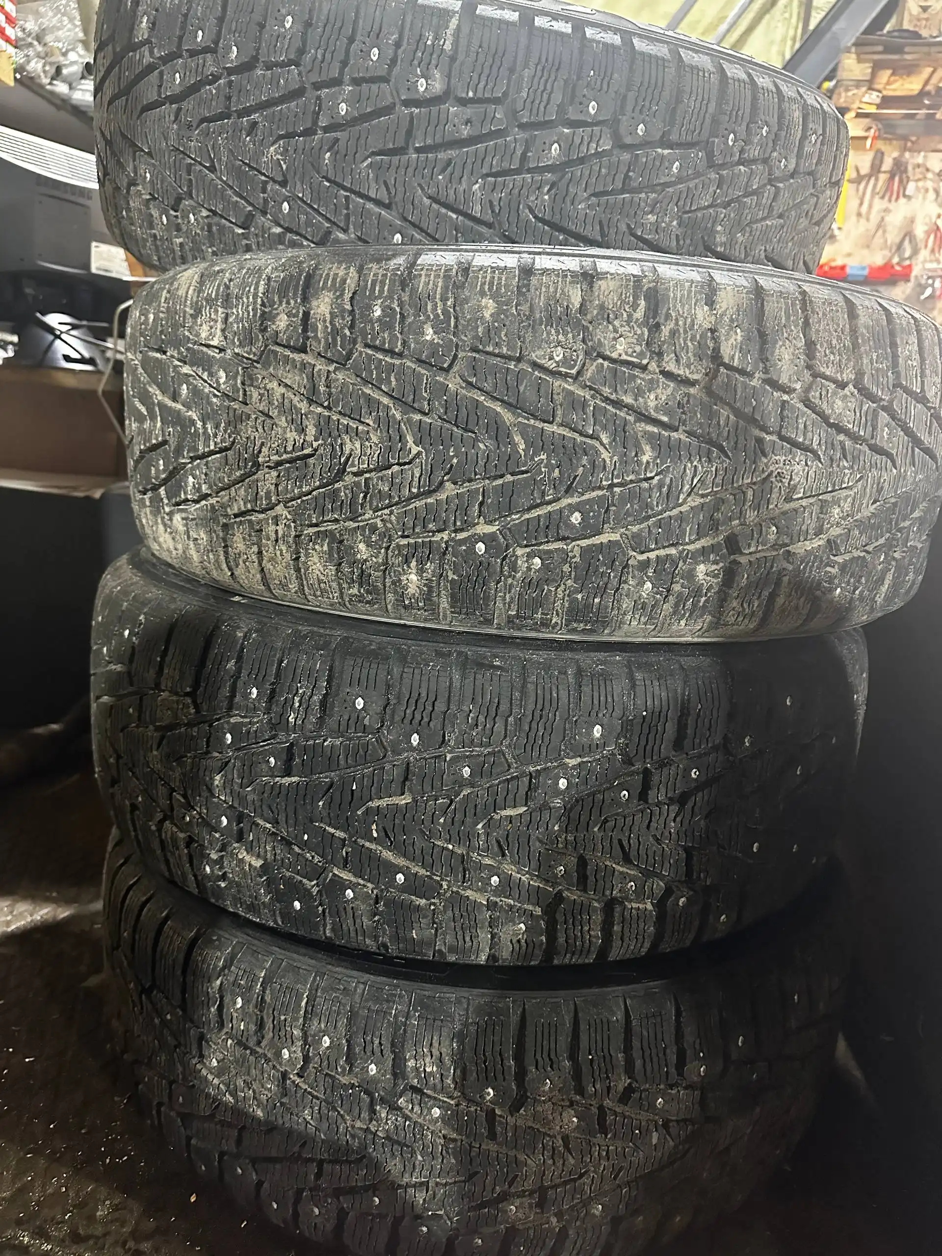 Шины 225/60R17 - Шины и диски (Авто) в Вологда
