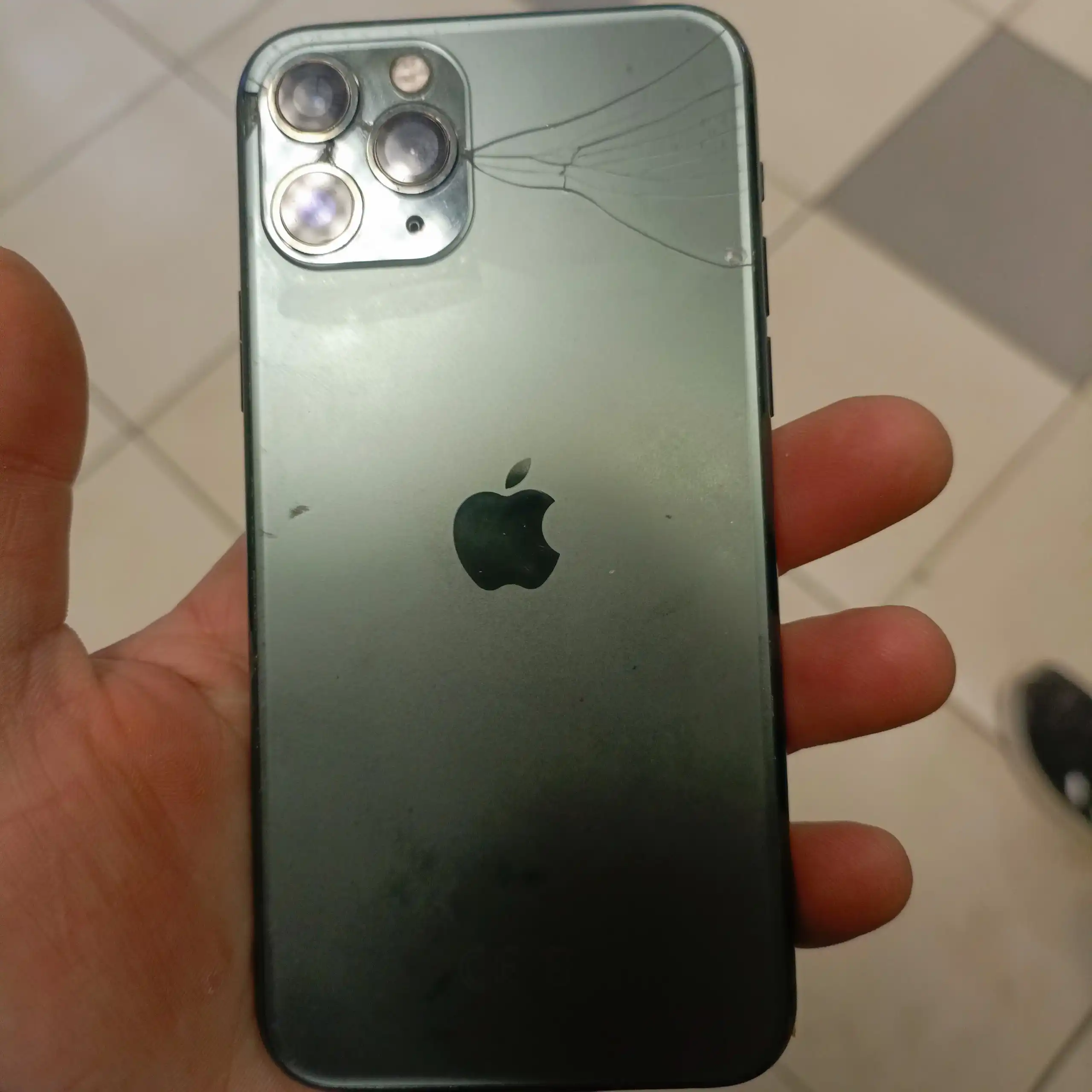 Продам iPhone 11 Pro 64 Гб - Смартфоны (Электроника) в Вологда