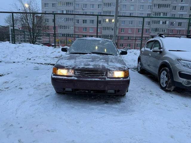 ВАЗ 2110 2003г 16кл в хорошем состоянии - Магнитолы и аудио в Вологда