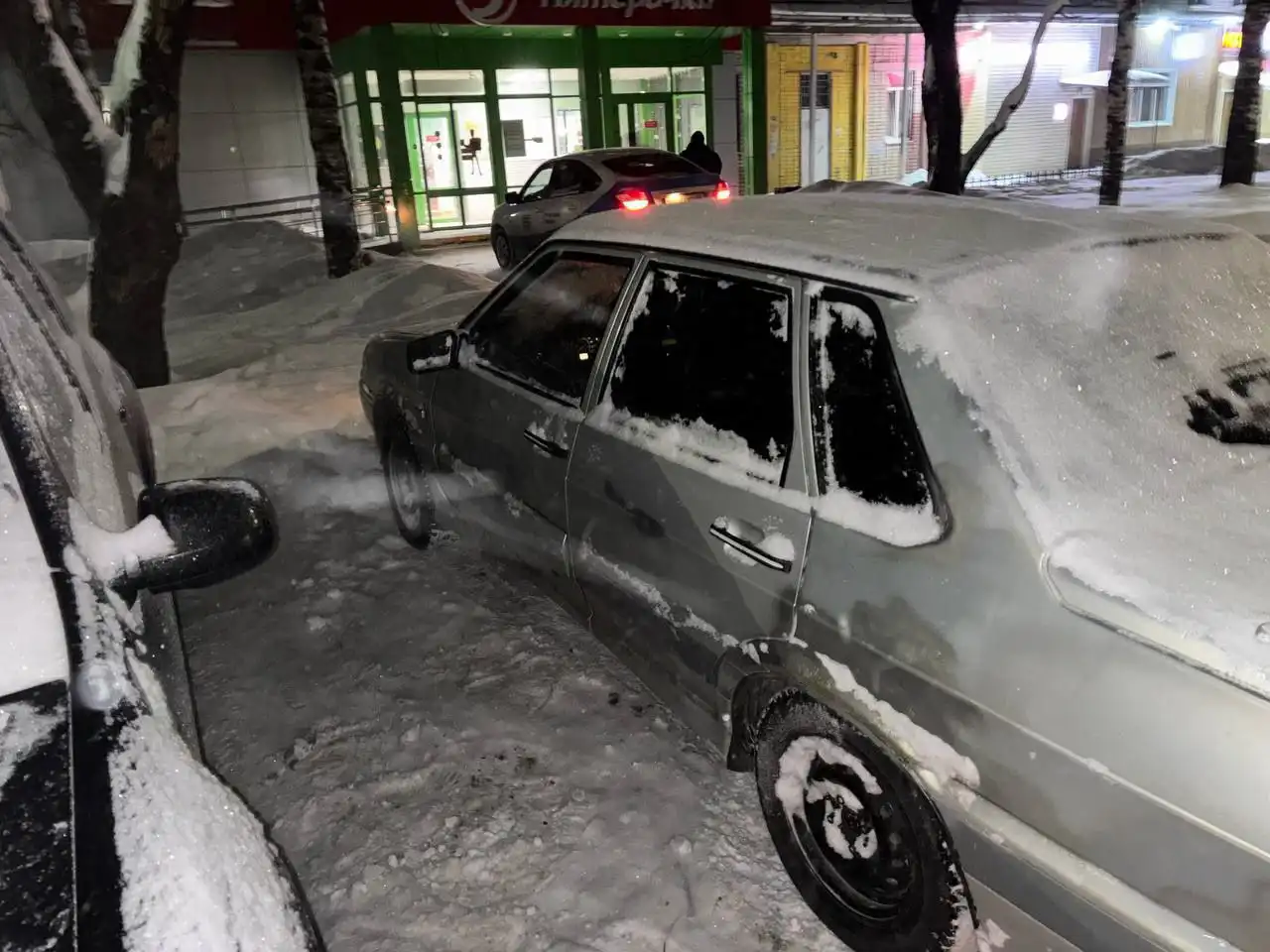 ВАЗ 2115 6 лет в хорошем состоянии - Авто в Вологда