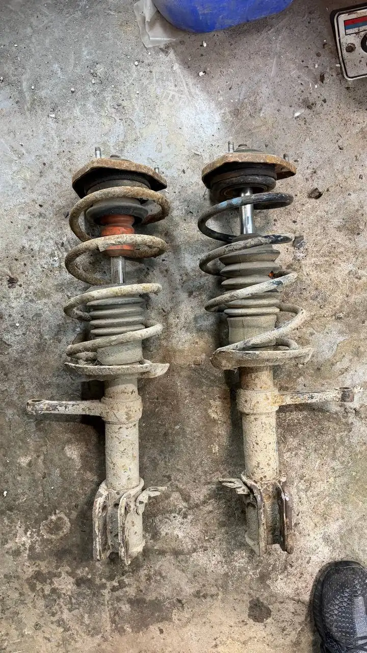 Запчасти для Lada Priora в наличии - Автомобильные запчасти (Запчасти) в Вологда