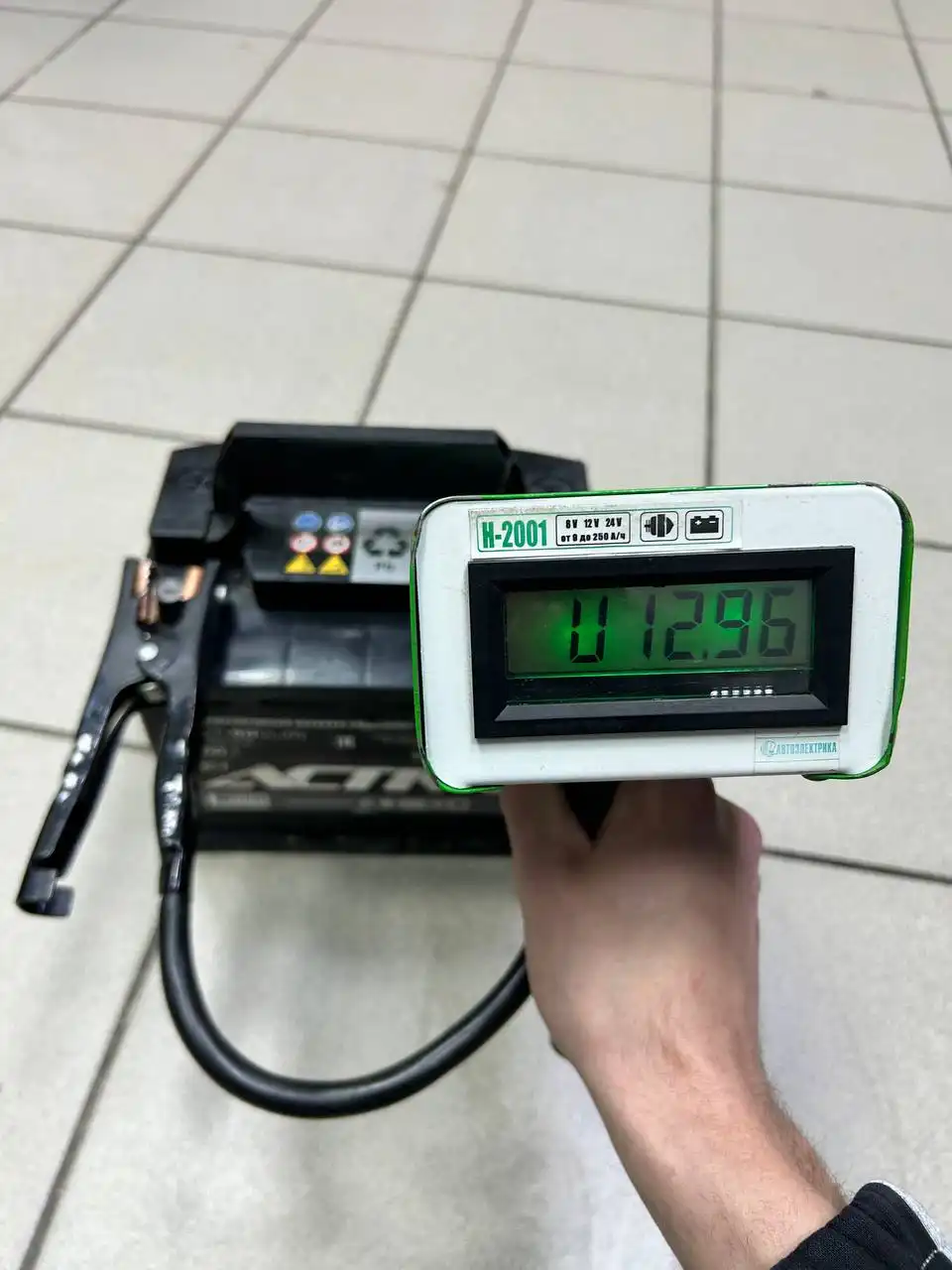 Продам аккумулятор автомобильный - Запчасти (Авто) в Вологда