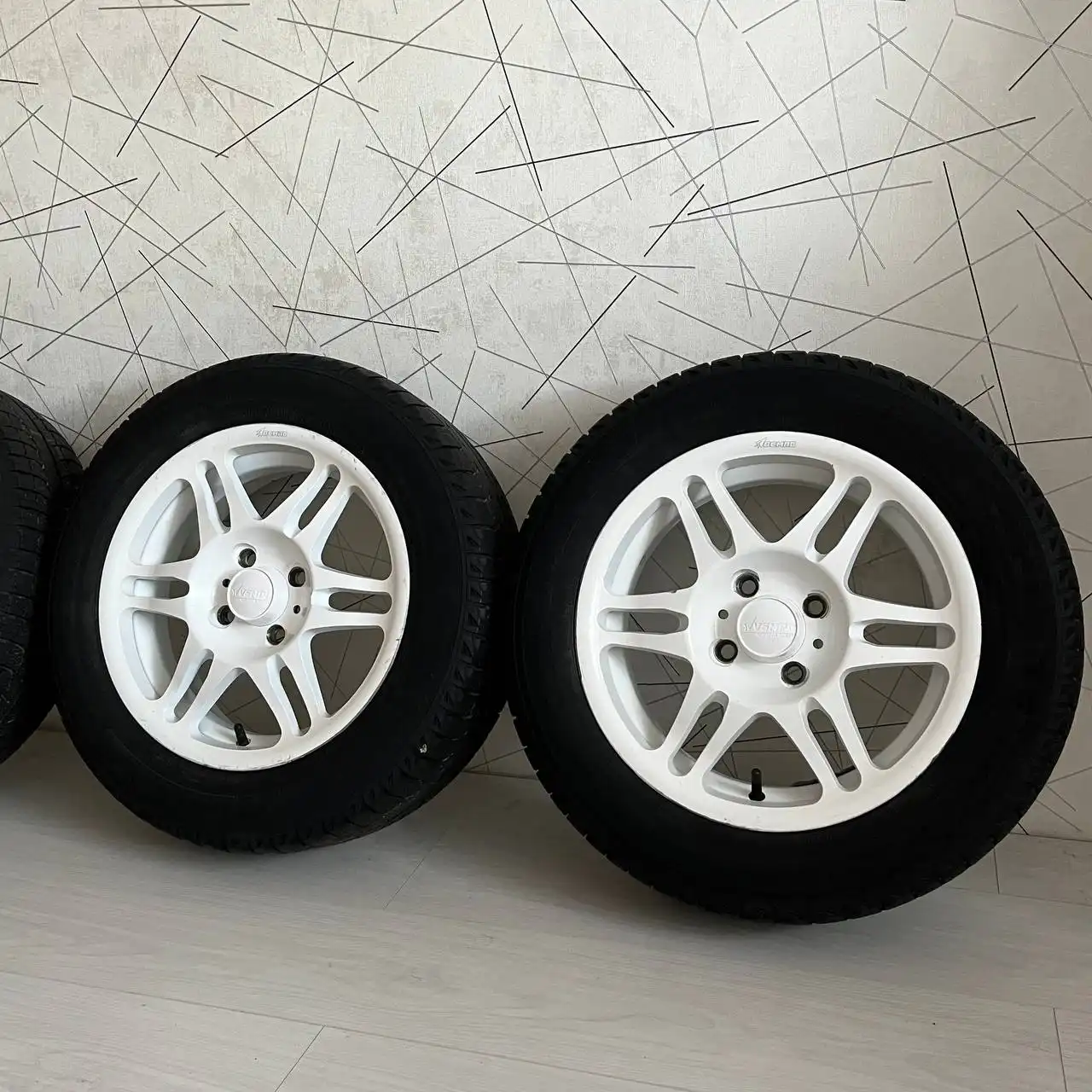 Продам комплект колес ВСМПО Антарес R14 - Запчасти (Авто) в Вологда