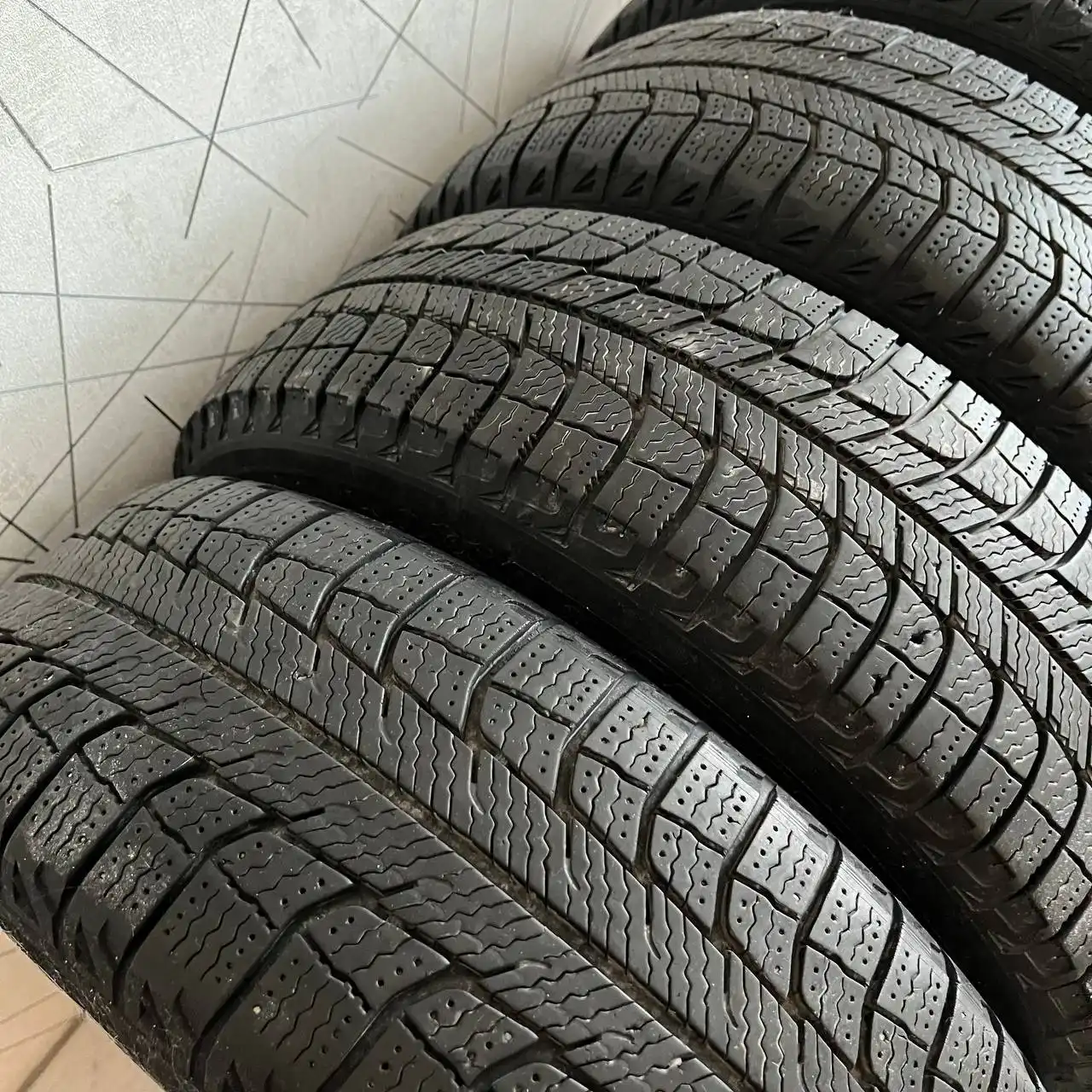 Продам комплект колес ВСМПО Антарес R14 - Запчасти (Авто) в Вологда