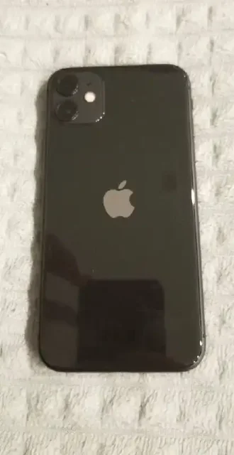 Продажа iPhone 11 128 ГБ в отличном состоянии - Мониторы в Вологда