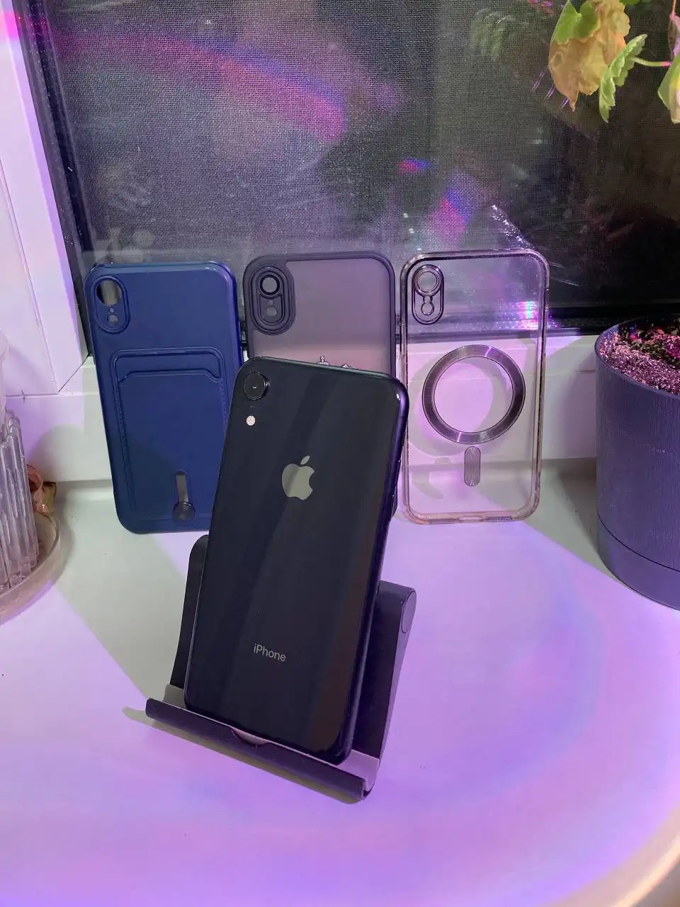 Продажа iPhone XR 128GB и iPhone 8 Plus 64GB - Смартфоны (Электроника) в Вологда