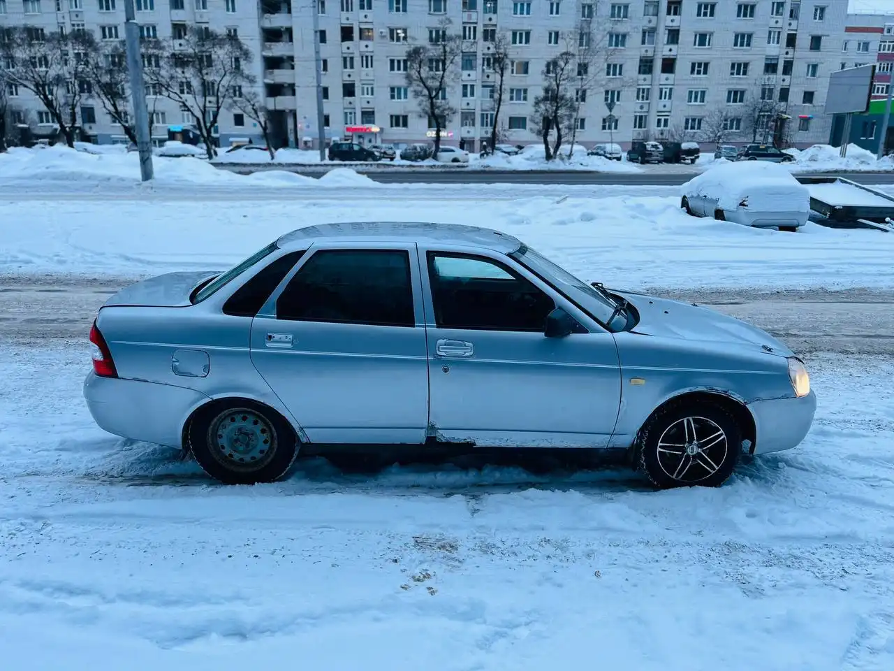 ВАЗ (LADA) Priora 1.6 2009 года - Авто в Вологда