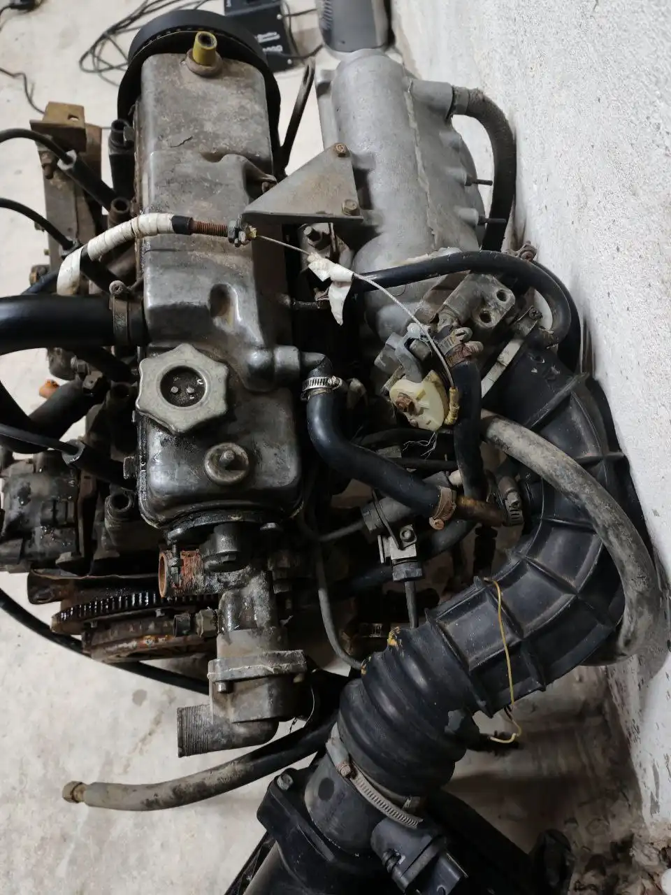 Продам мотор 8 клоп в сборе - Запчасти (Авто) в Вологда