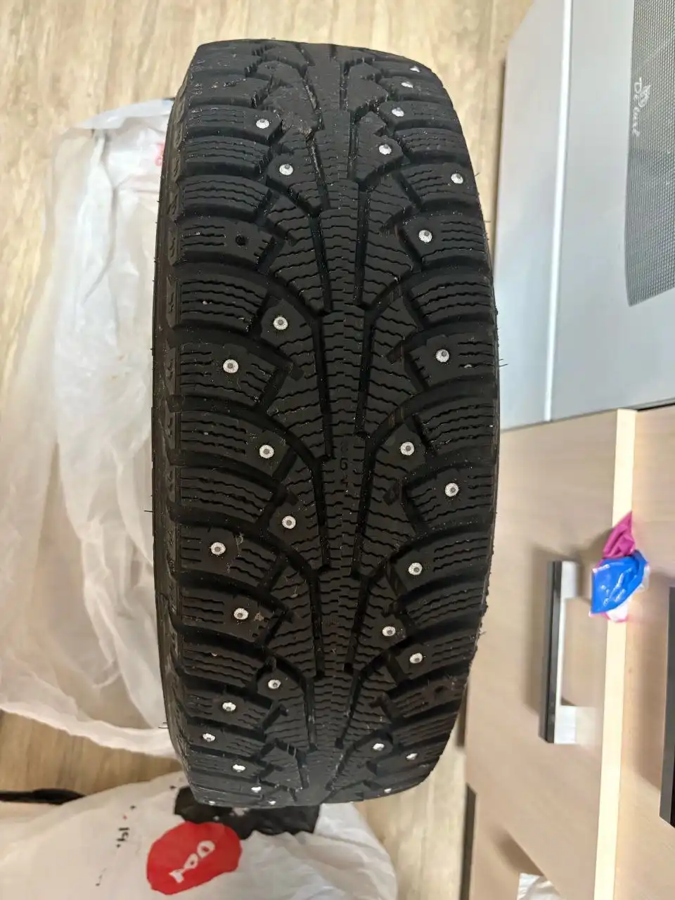 Продажа зимней и летней резины с дисками - Запчасти (Авто) в Вологда