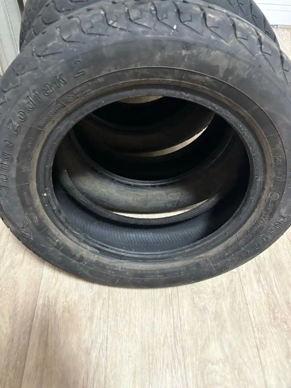 Продажа зимней и летней резины с дисками - Запчасти (Авто) в Вологда