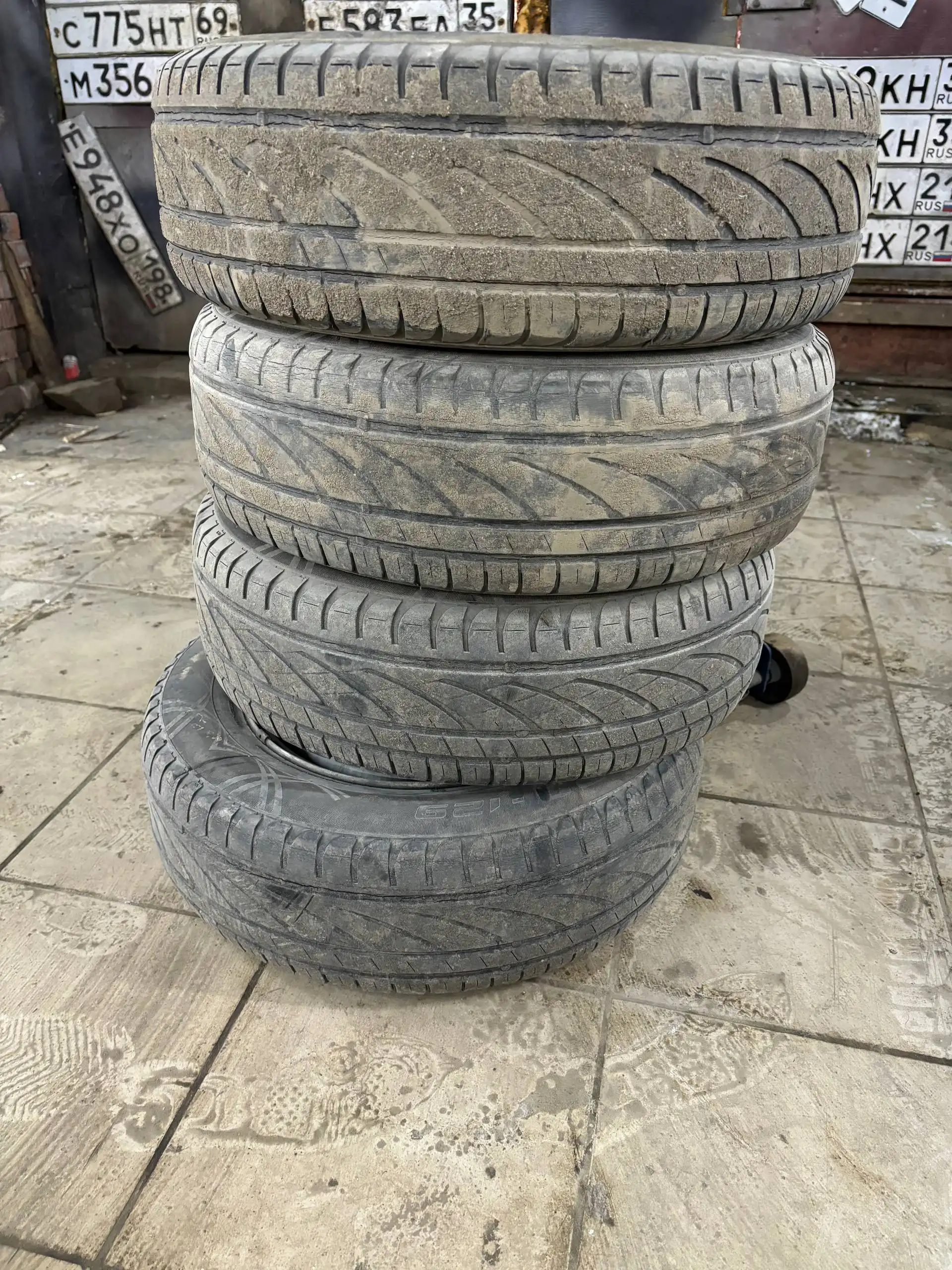 Колеса и фары для авто - Запчасти (Авто) в Вологда