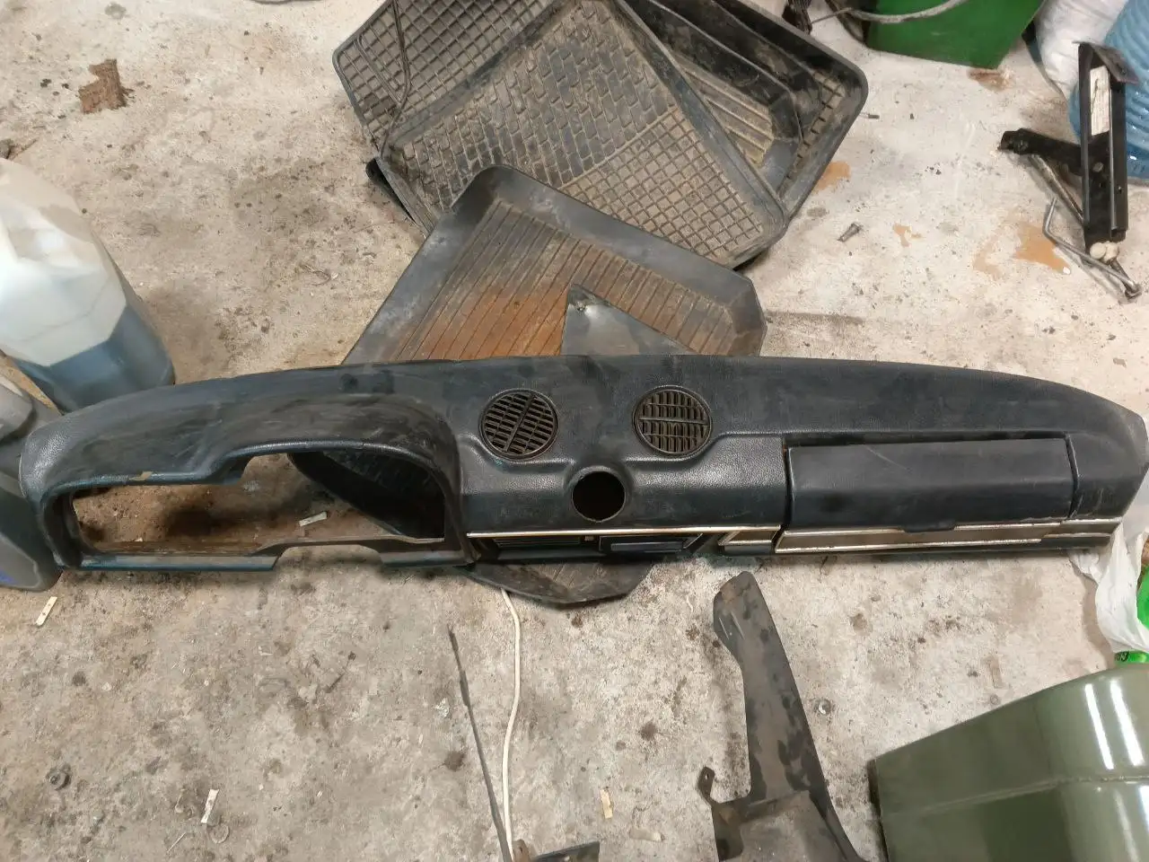 Запчасти на ВАЗ 2106 - ВАЗ 2106 (Запчасти) в Вологда