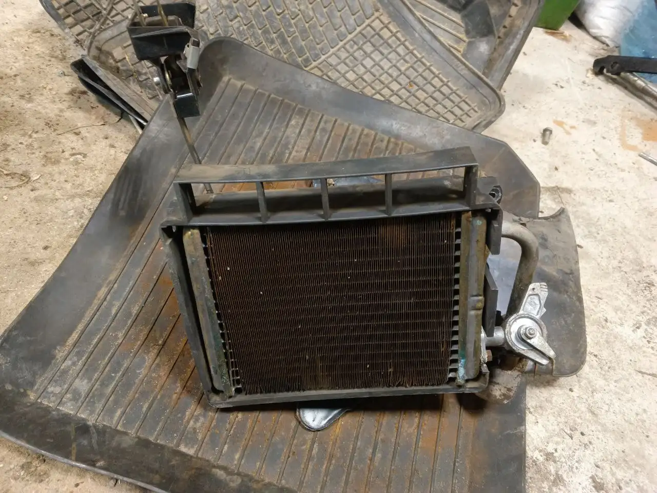 Запчасти на ВАЗ 2106 - ВАЗ 2106 (Запчасти) в Вологда