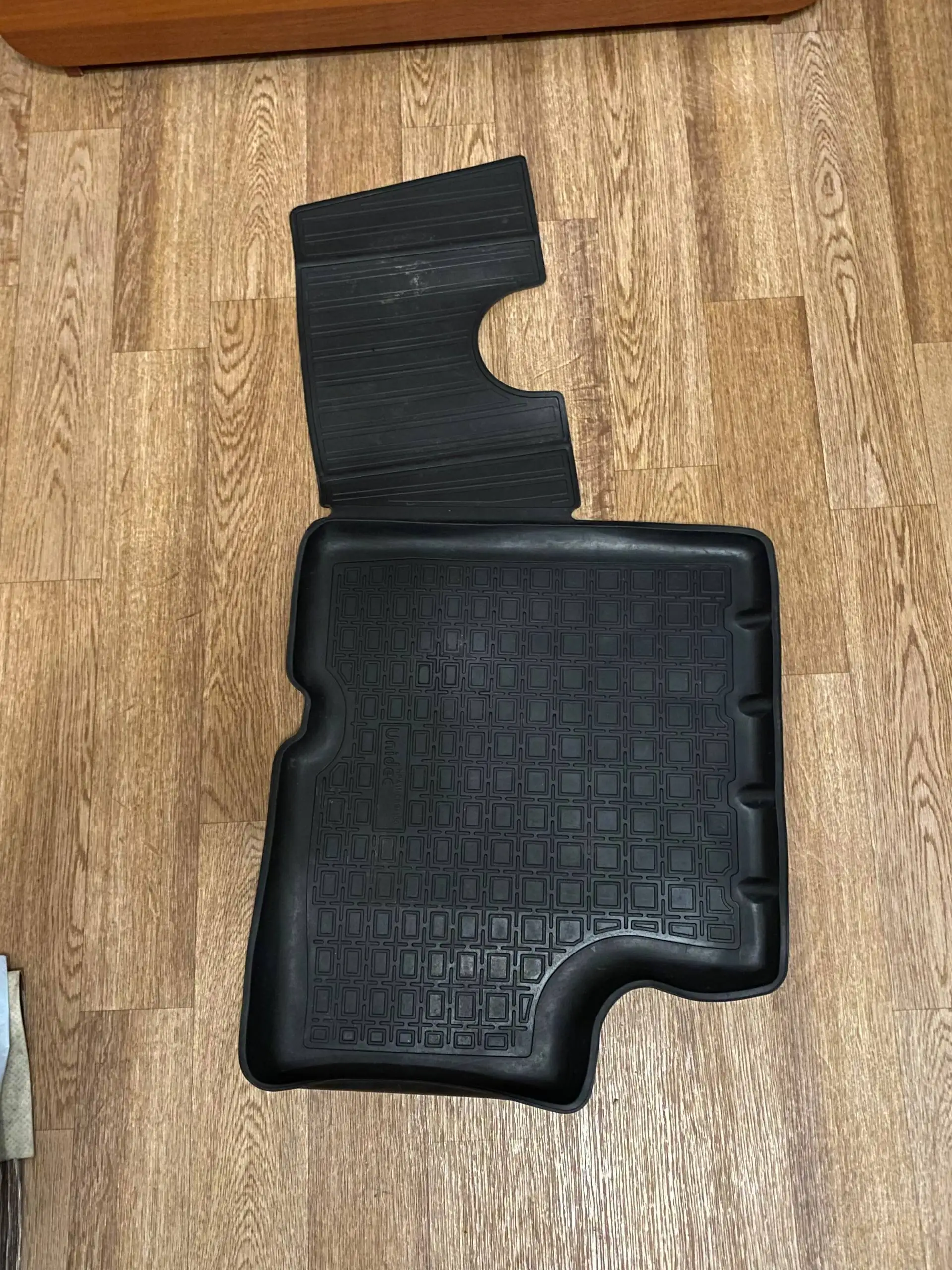 Продам коврики в Renault Duster - Запчасти (Авто) в Вологда