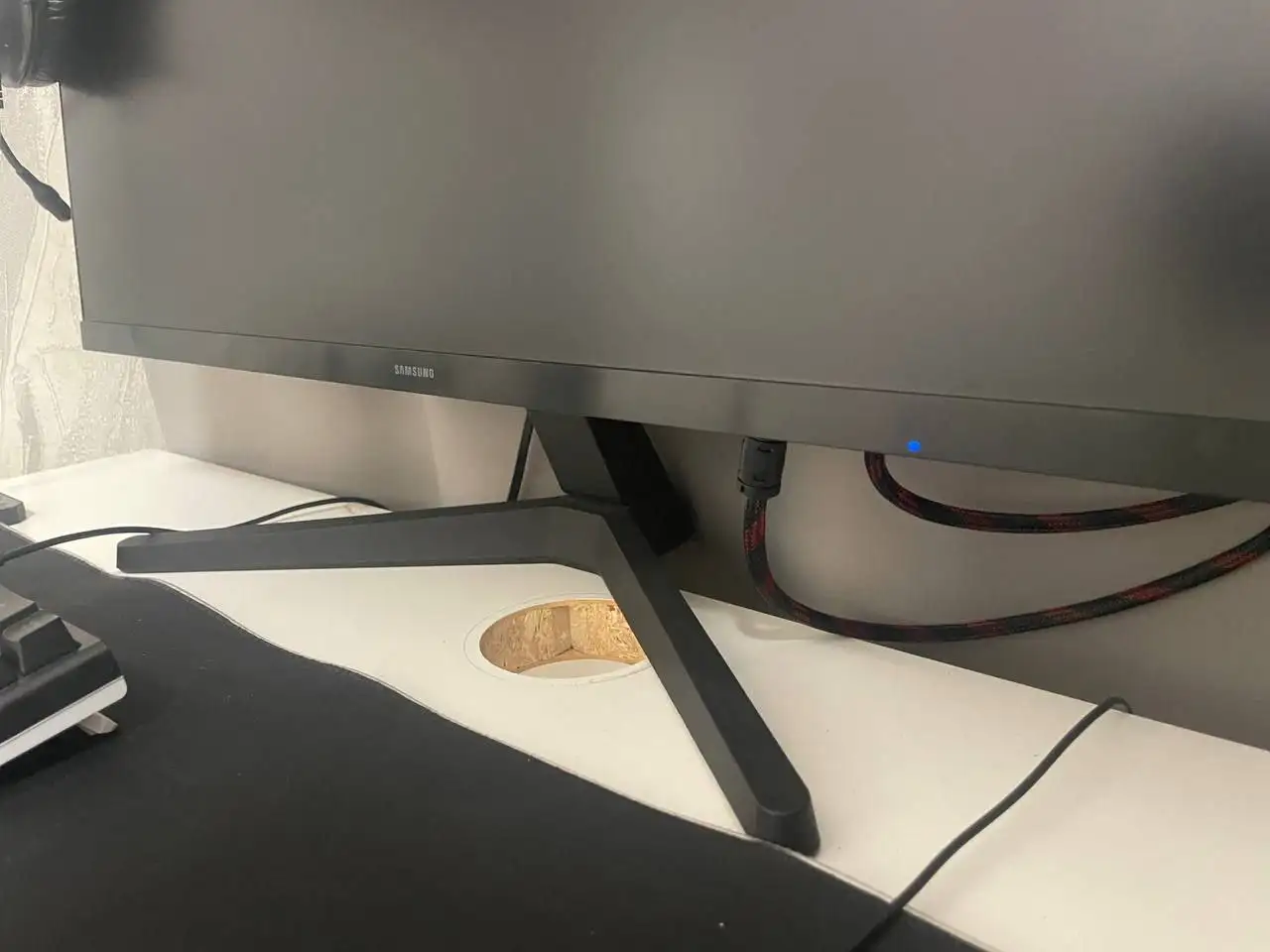 Монитор Samsung 27 дюймов 75 Гц - Мониторы (Электроника) в Вологда