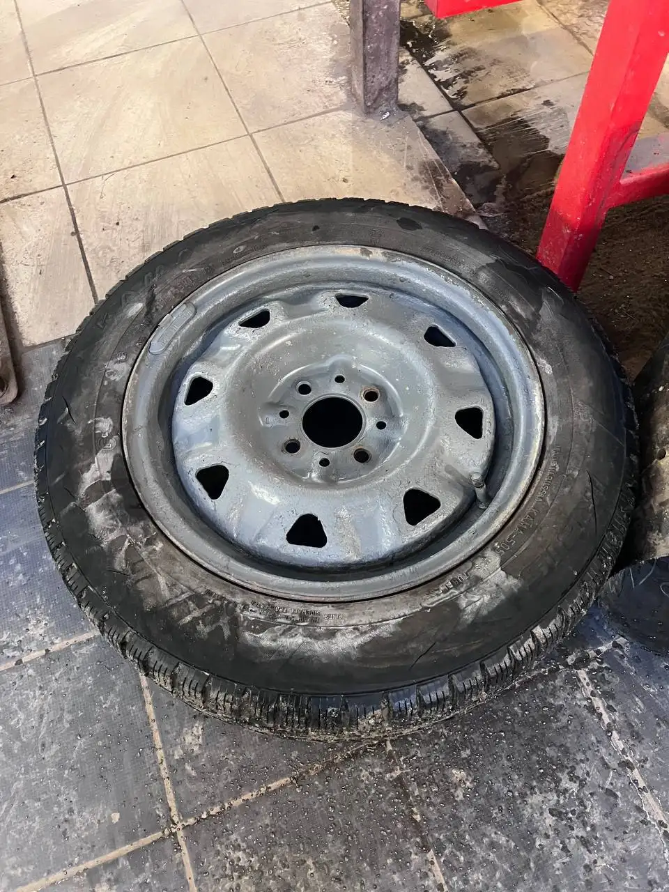 Продажа запаски R14 - Шины и диски (Запчасти) в Вологда