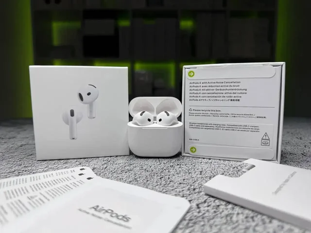 AirPods 4 Type-C с чехлом в подарок - Фототехника в Вологда