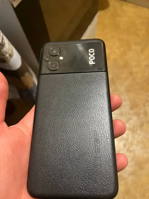 Продам смартфон POCO M5 - Фототехника в Вологда