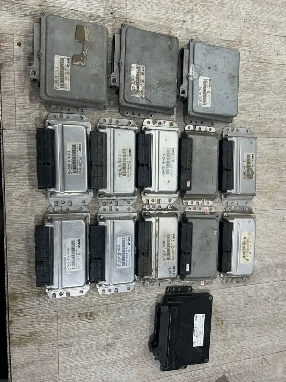 Продажа б/у автозапчастей для ВАЗ и иномарок - Запчасти в Вологда