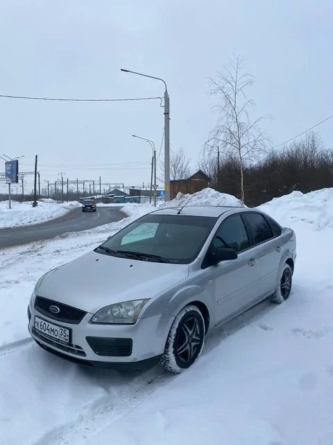 Ford Focus 2 1.6 механика - Внедорожники в Вологда