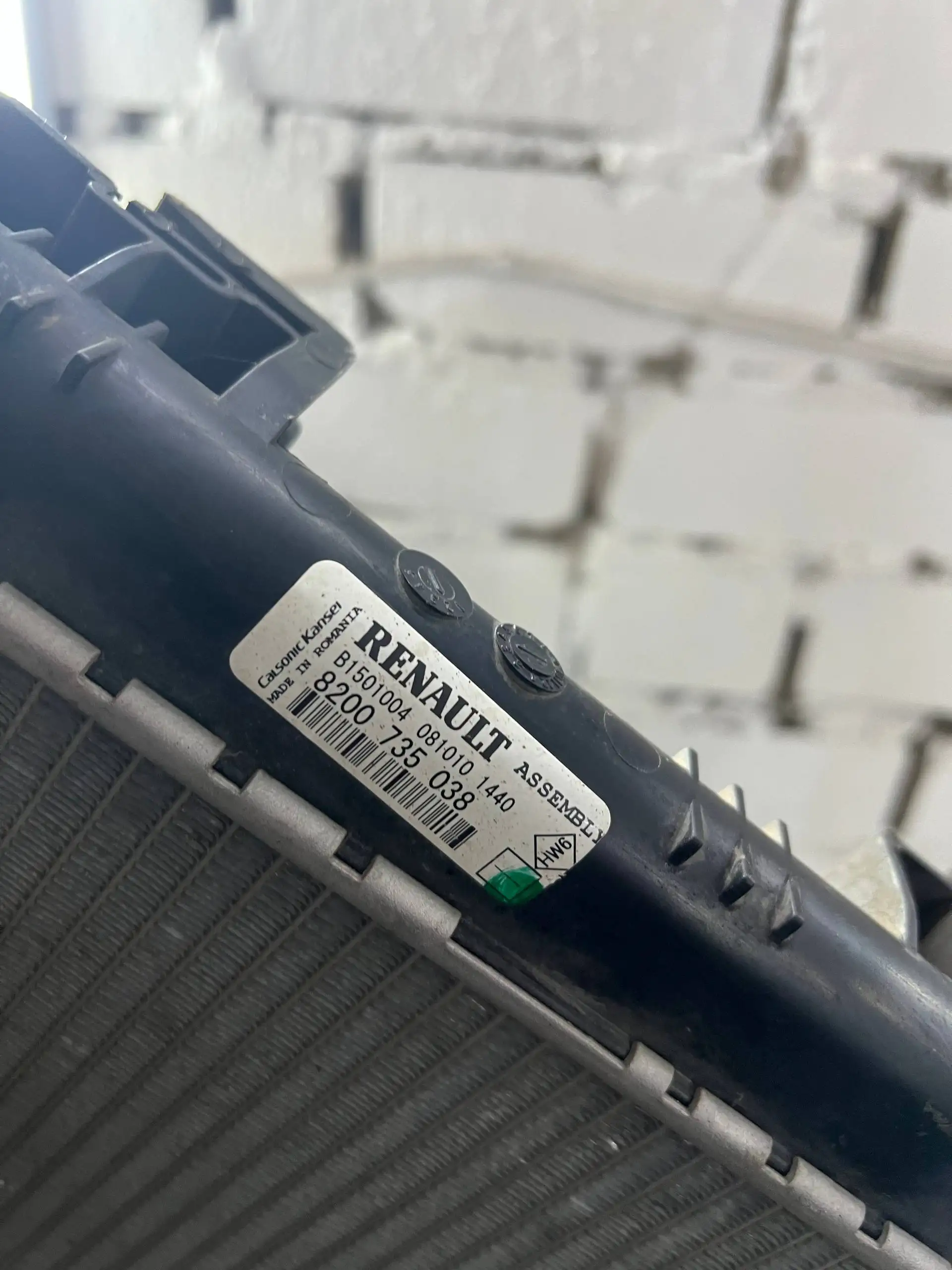 Радиатор на Logan - Охлаждение (Запчасти) в Вологда