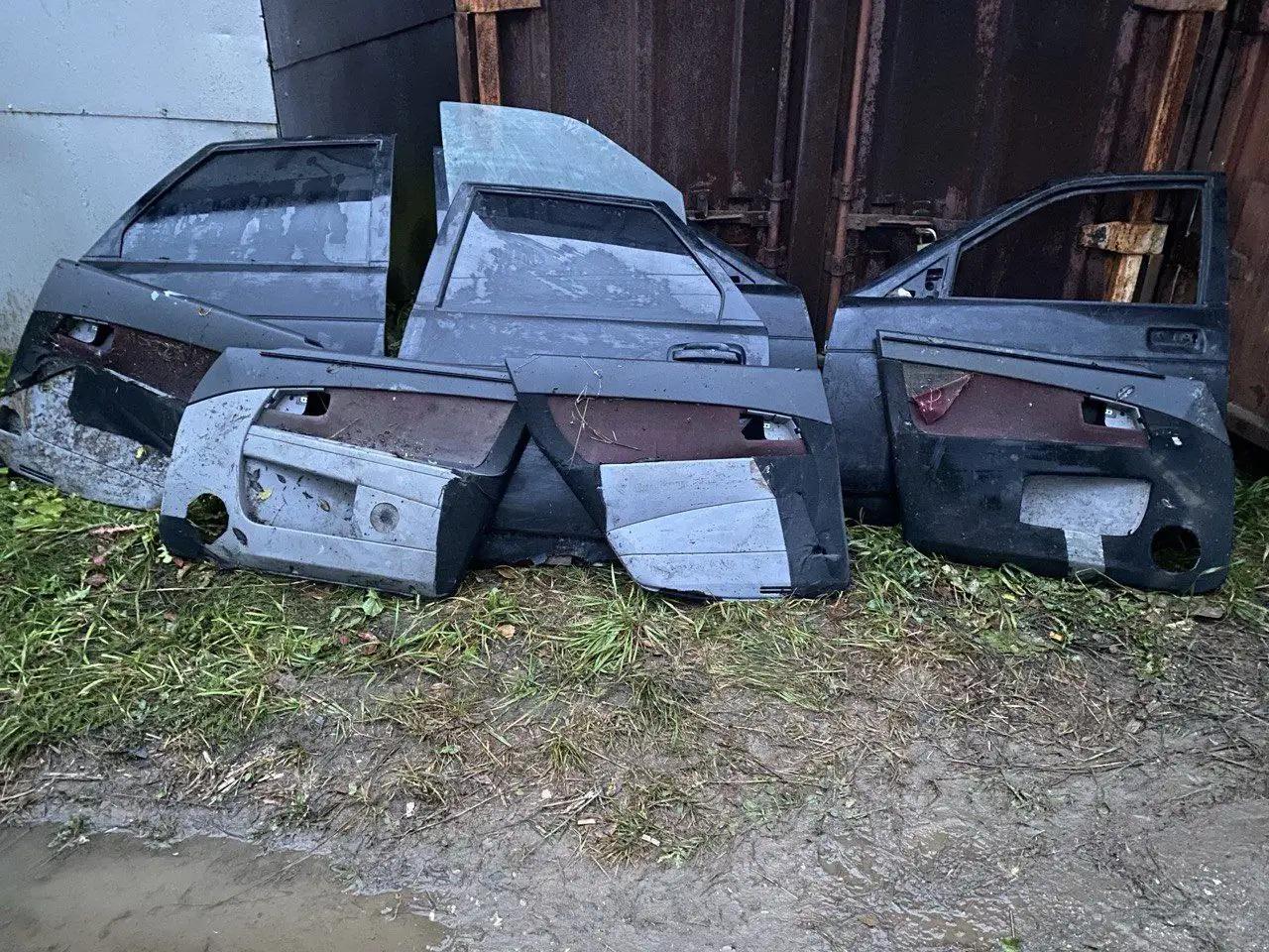 Отдам Приоровское за копейки - Запчасти (Авто) в Вологда