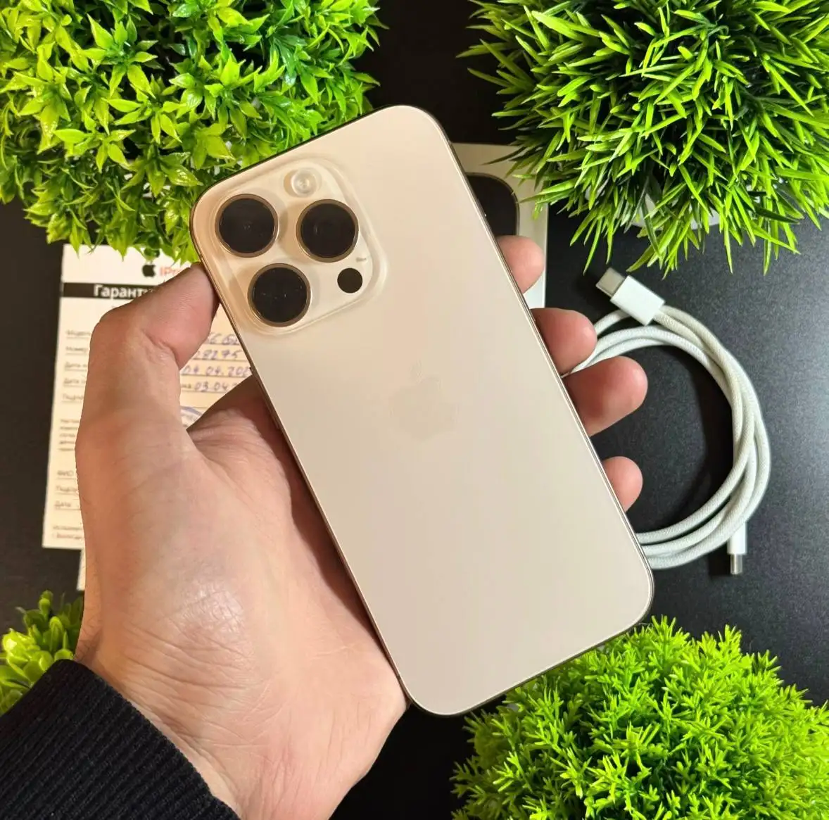 Продам iPhone 16 Pro 256gb в цвете Desert Titanium - Смартфоны (Электроника) в Вологда