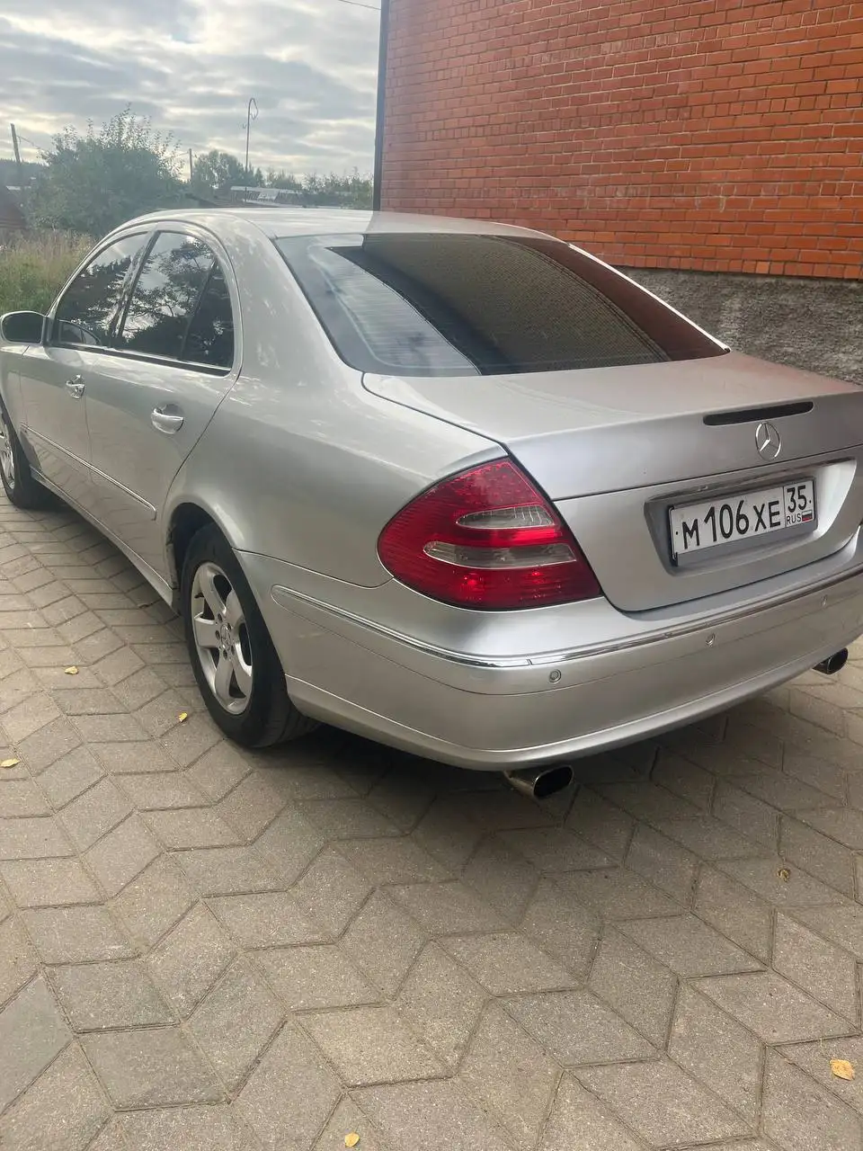 Mercedes-Benz E200 2006 г.в. пробег 401789 км - Авто в Вологда