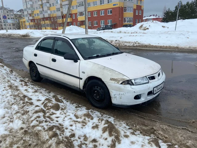 Продам или обменяю автомобиль с мотором 1.8 GDI - Шины и диски в Вологда