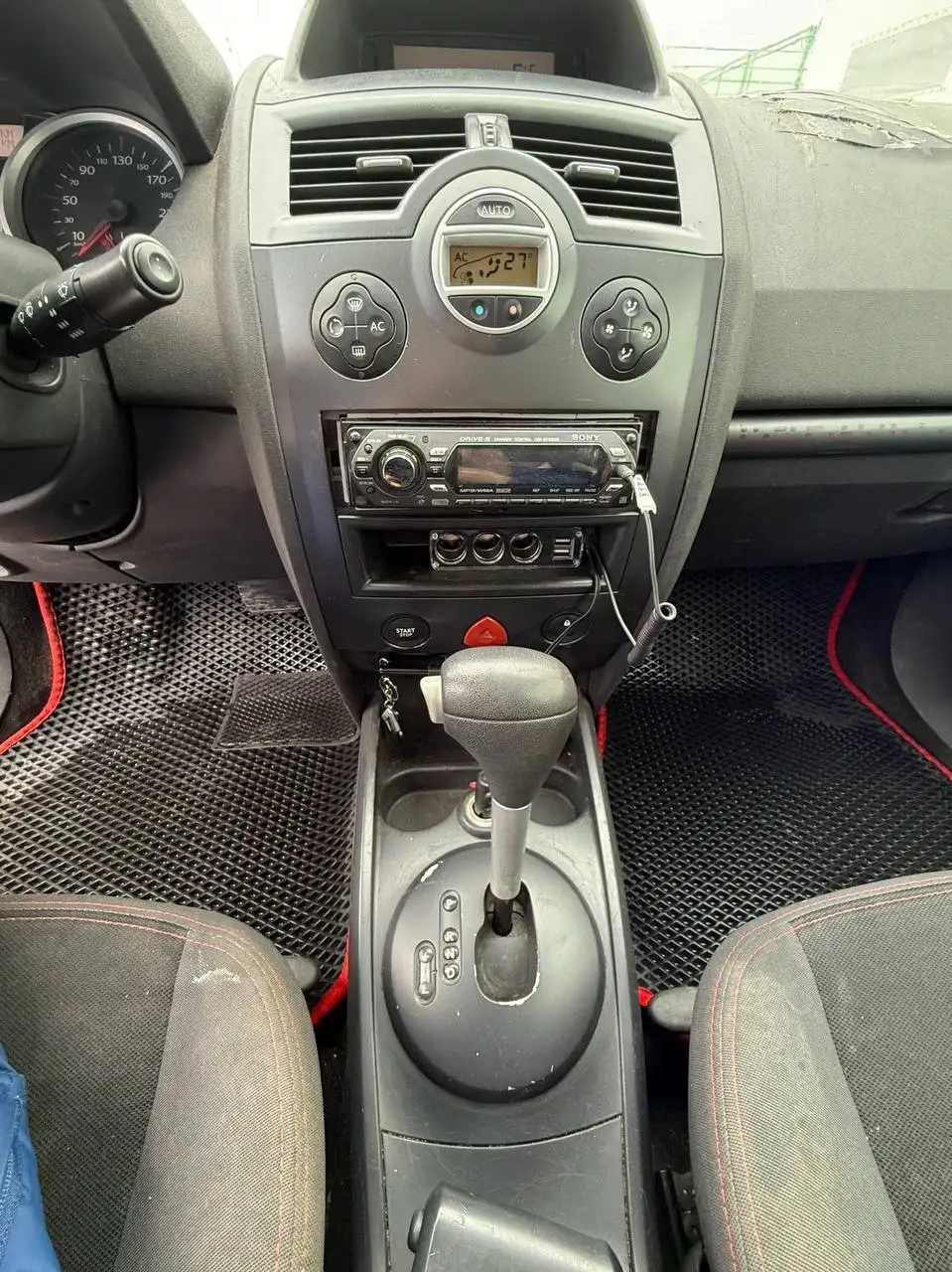 Renault Megane 2 рестайлинг 2007 1.6 автомат - Авто в Вологда