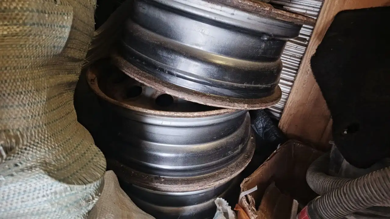 Продажа автомобиля R15 с 9 ланцера - Легковые автомобили (Авто) в Вологда