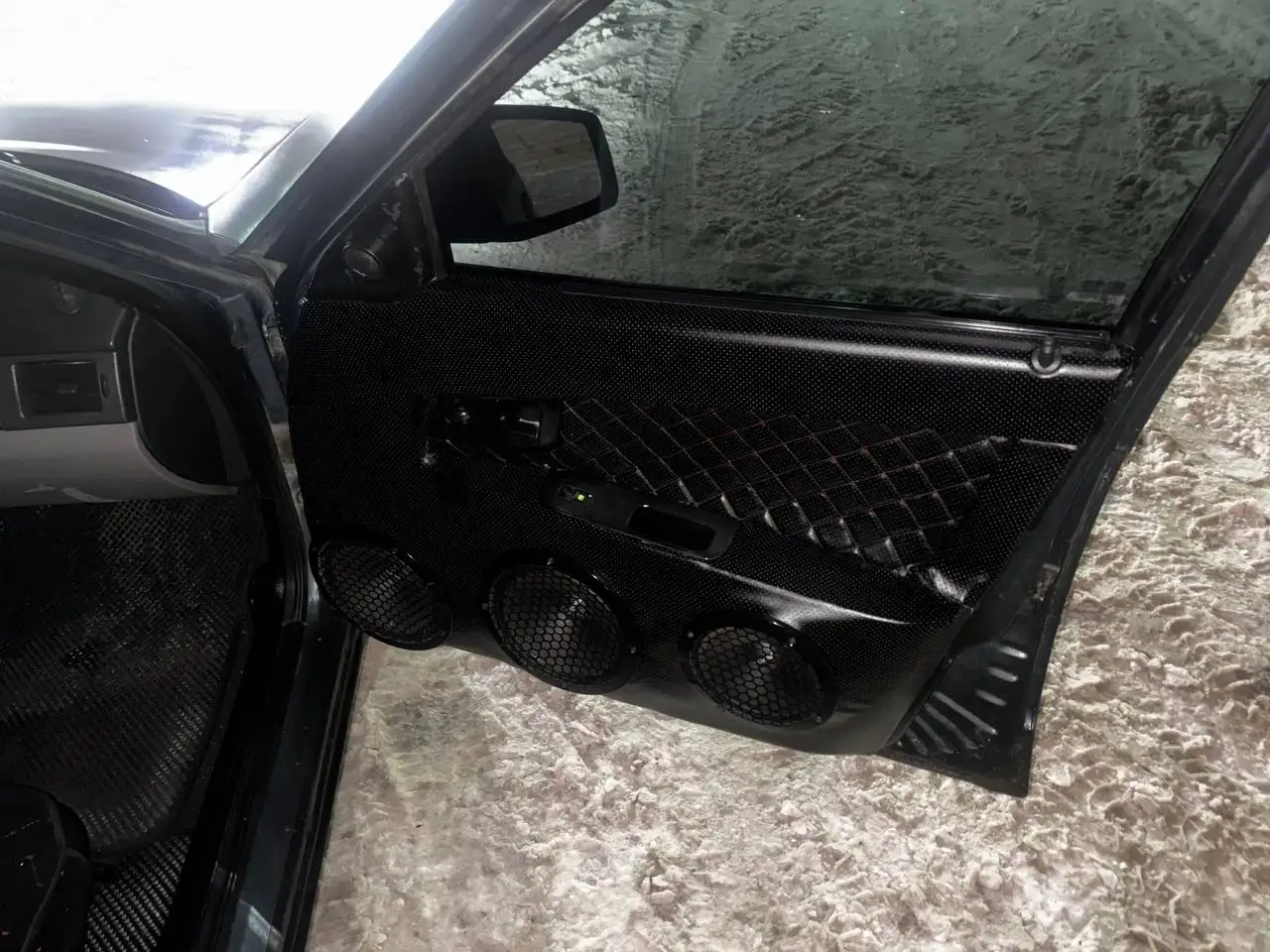 Продажа автомобиля Lada Priora с полным переоборудованием - Lada Priora (Авто) в Вологда