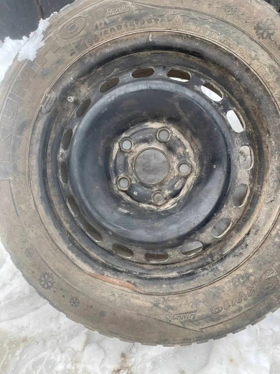 Комплект зимних колес R15 195/60 для Ауди - Шины и диски (Авто) в Вологда