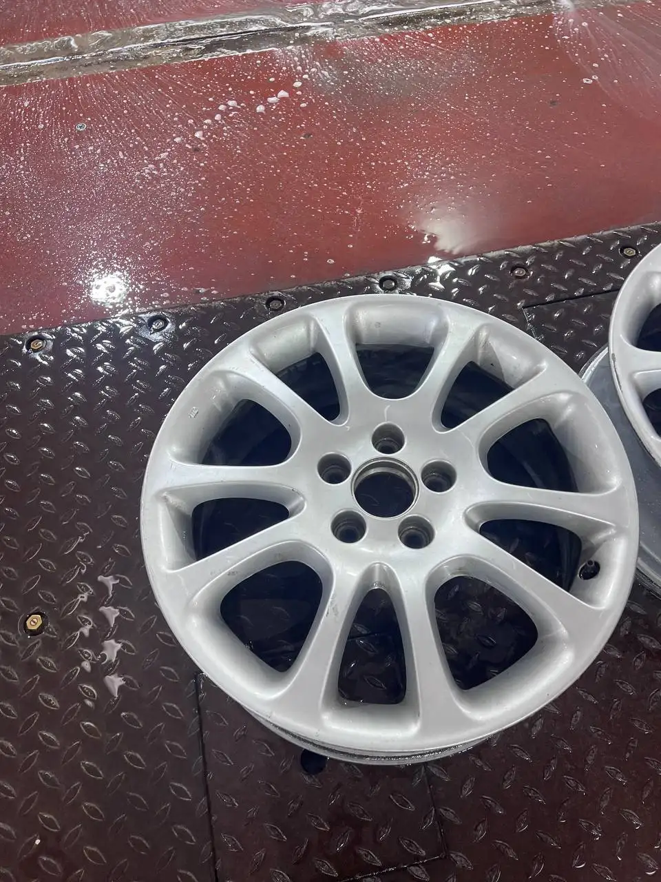 Продам оригинальные литые диски Honda R18 5x114.3 - Запчасти (Авто) в Вологда