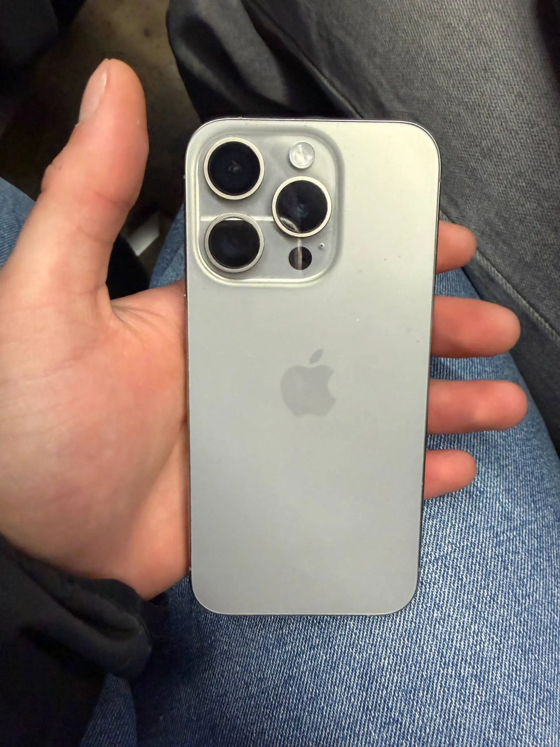 Продам iPhone 15 Pro 128GB АКБ 87% - Смартфоны (Электроника) в Вологда