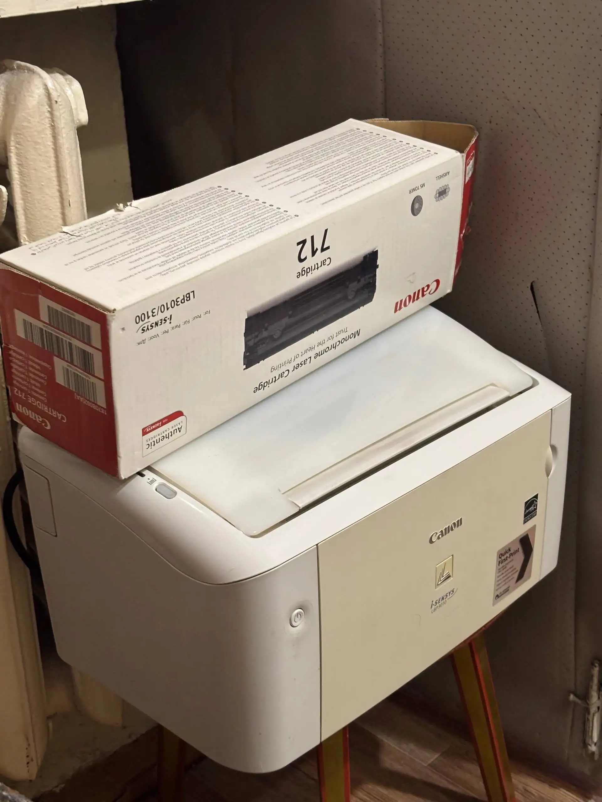 Продам рабочий принтер с картриджем - Принтеры и МФУ (Электроника) в Вологда