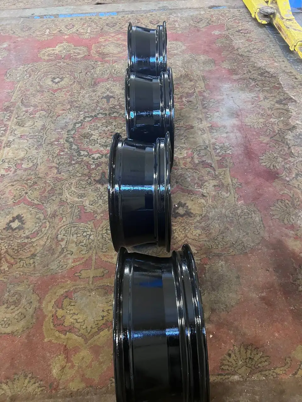 Продам комплект литых дисков R15 Replica - Запчасти (Авто) в Вологда