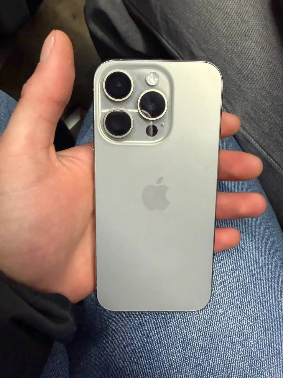 Продам iPhone 15 Pro 128 ГБ в Вологде - Смартфоны и телефоны (Электроника) в Вологда