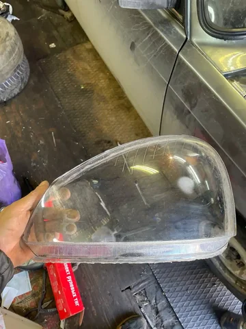 Переднее левое стекло для автомобиля Lada Priora - Аккумуляторы в Вологда