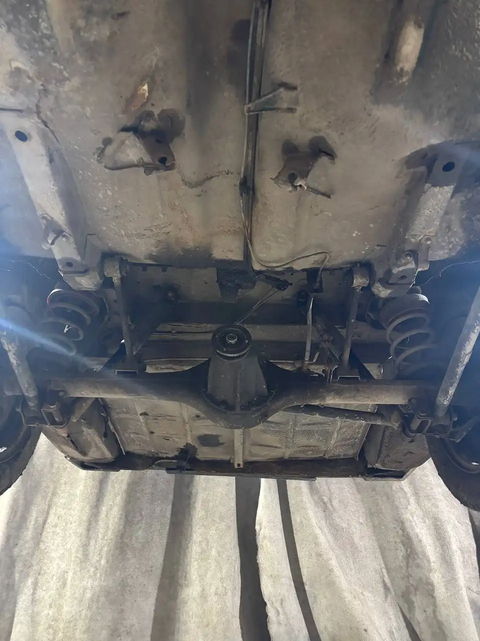 Мост заварен для автомобиля - Мосты (Запчасти) в Вологда