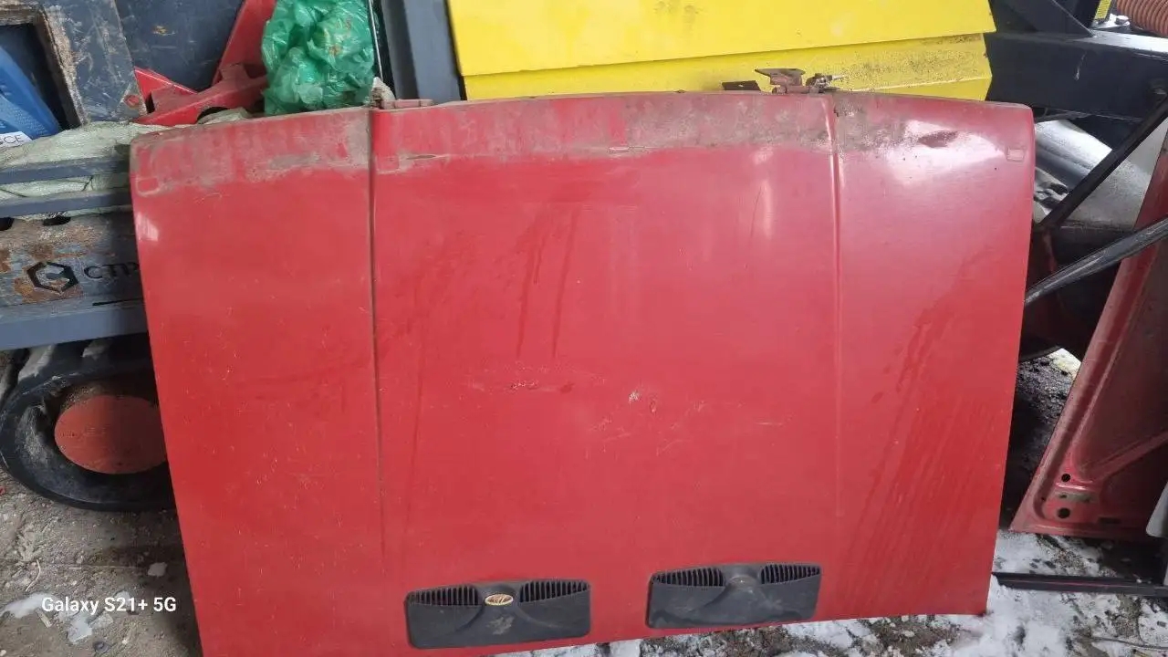 Капот и крышка багажника ВАЗ 2107 - Кузовные детали (Запчасти) в Вологда