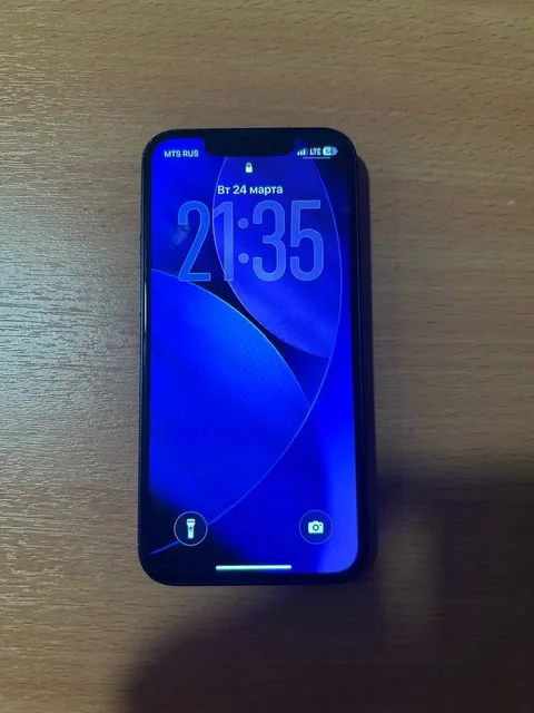 Продам iPhone 13 Mini с повреждением задней крышки - Компьютеры и комплектующие в Вологда